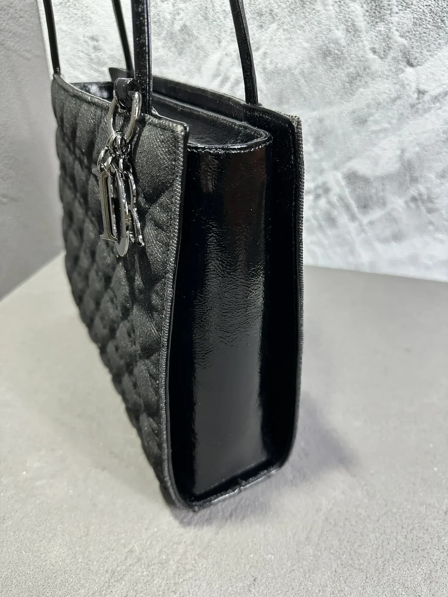 가방-디올-리폼 - 크리스챤 디올의 Lady Dior 데님 토트백 수선 후 사진 4