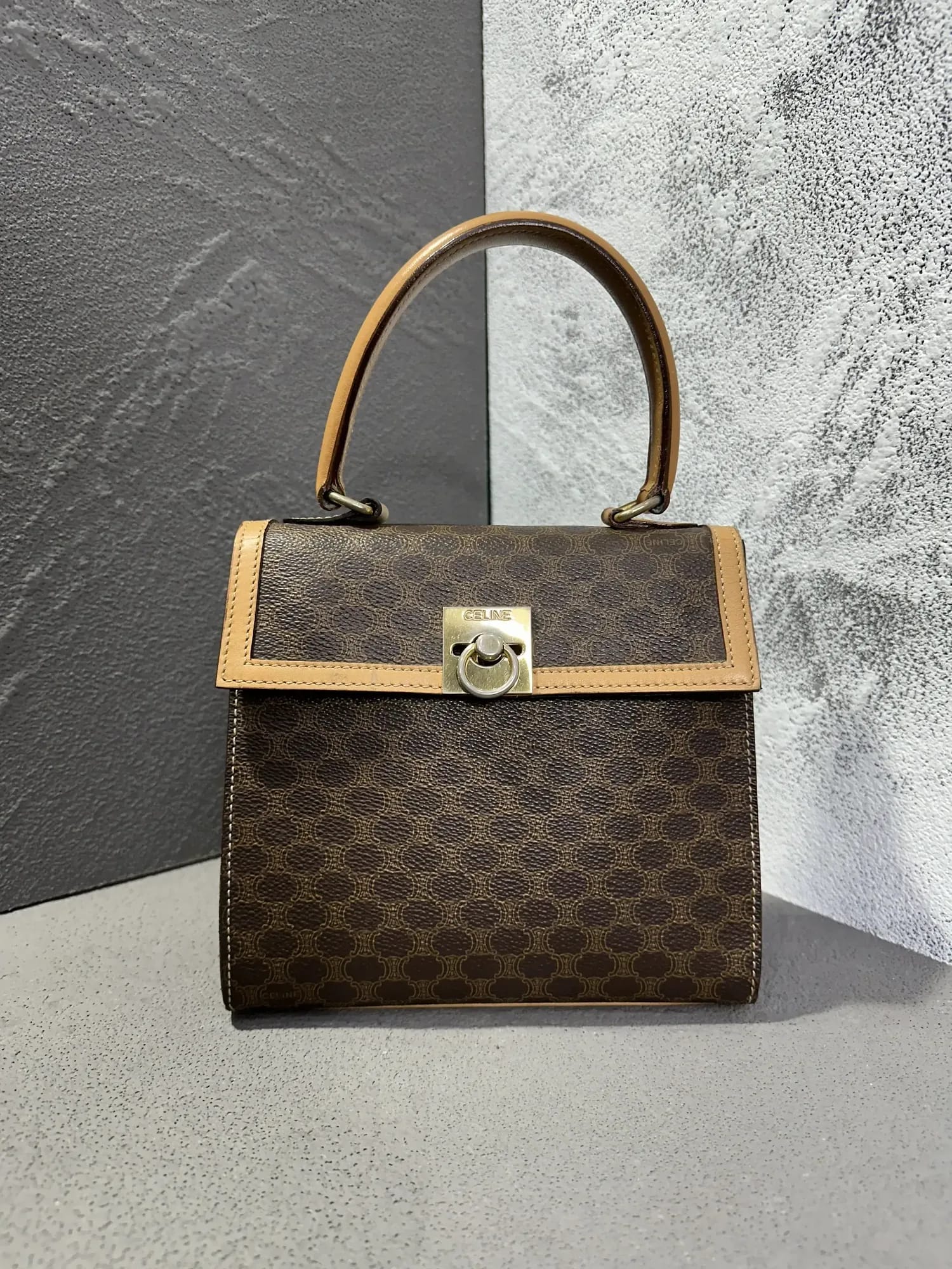 CELINE
